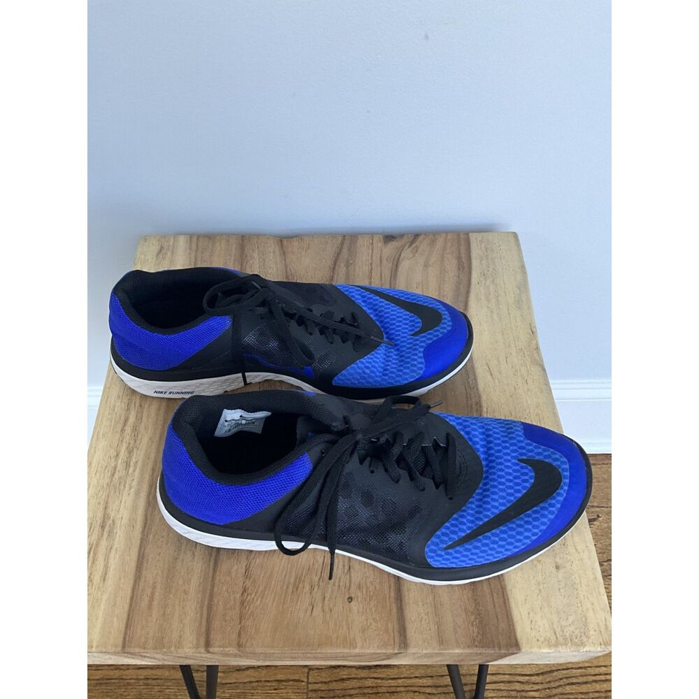 Nike FS Lite Run 3 Sneakers for Men - Size 10.5 - 807144-402